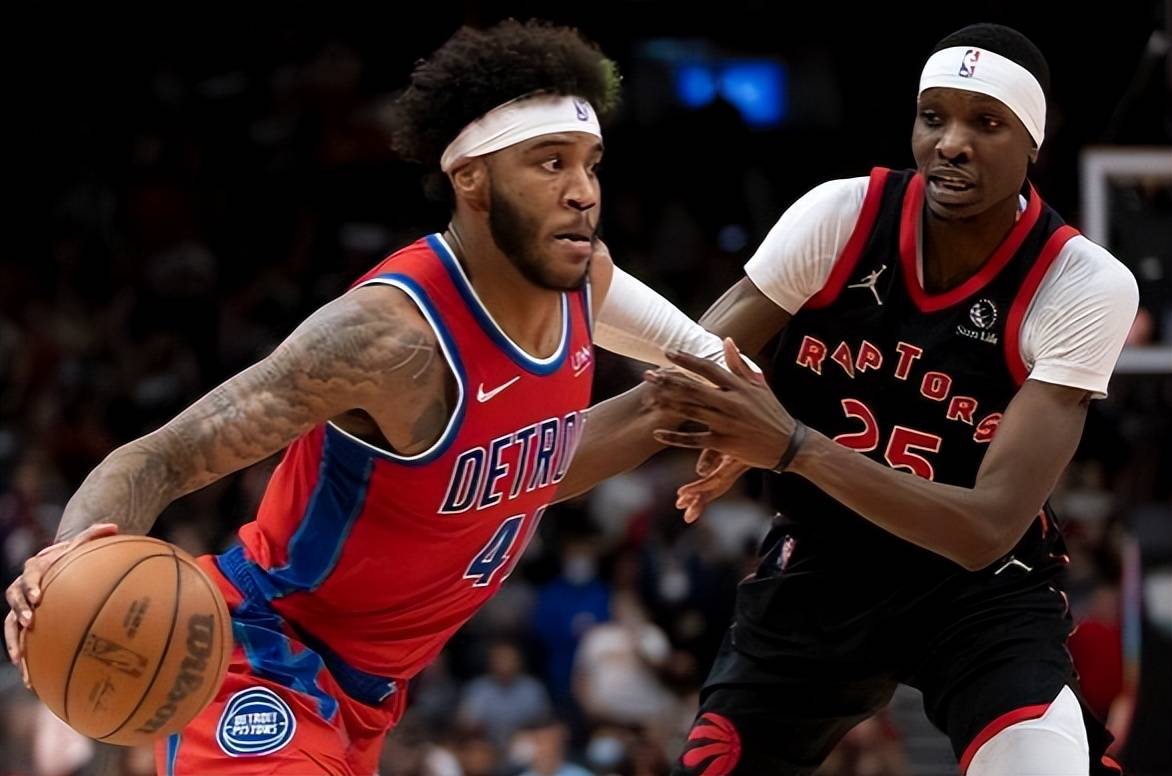 步行者客场大胜热火，系列赛再度领先的简单介绍