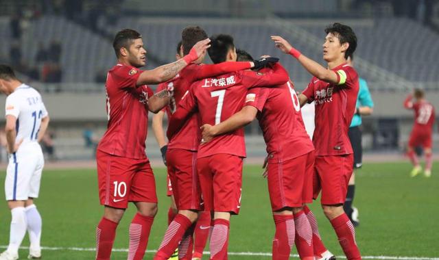 上港征服赛场，亚冠胜利引领晋级之路的简单介绍