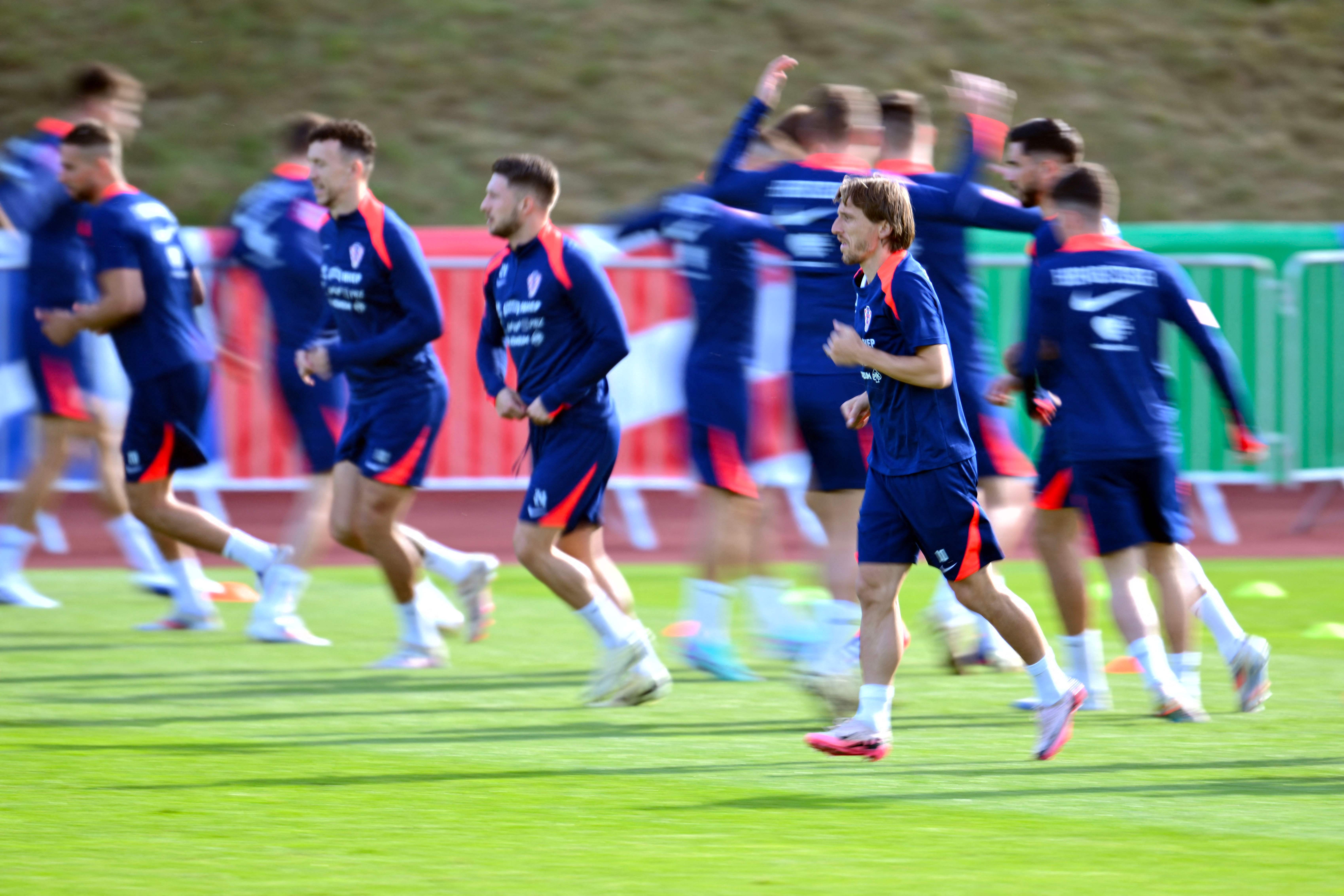 波兰队击败克罗地亚，晋级欧洲锦标赛